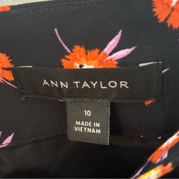 Ann Taylor Fall Skirt - Picture 4 of 7